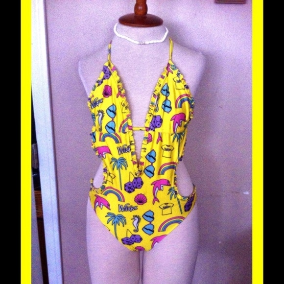 New Wildfox Swimwear Yellow Emoji Ruffle Trim Monokini one pc same day shipping - Picture 6 of 6